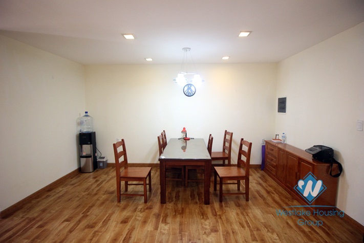 Nice 2 bedroom apartment for rent in Xuan Thuy, Cau Giay